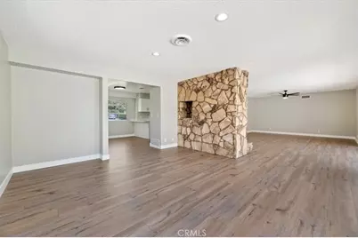 2111 Elsinore Road, Riverside, CA 92506 - Photo 15