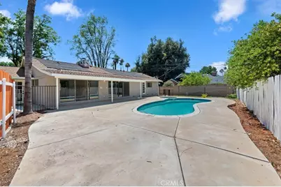 2111 Elsinore Road, Riverside, CA 92506 - Photo 37