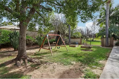 1241 Tiger Tail Drive, Riverside, CA 92506 - Photo 27