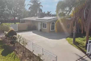 525 E 3rd, Rialto, CA 92376 - Photo 3