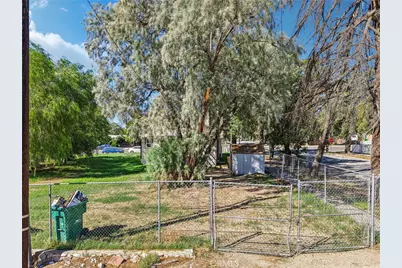 182 N 4 Street, Banning, CA 92220 - Photo 37