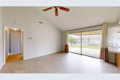 3415 Valencia Hill, Riverside, CA 92507 - Photo 15