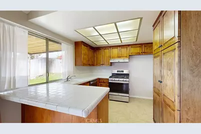 3415 Valencia Hill, Riverside, CA 92507 - Photo 17