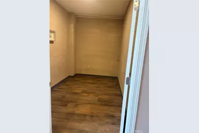 2100 E Foothill, Pasadena, CA 91107 - Photo 9