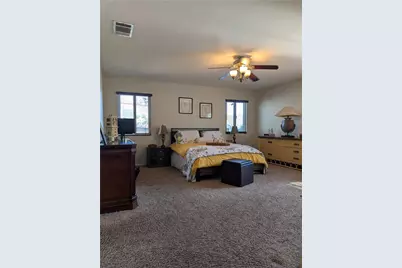 22862 Calcutta Drive, Canyon Lake, CA 92587 - Photo 15