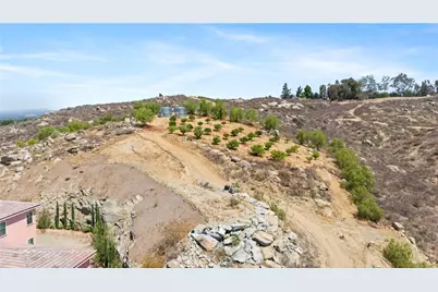 17190 Small Canyon Ln, Riverside, CA 92506 - Photo 71