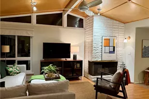 636 N Palm Ave, Upland, CA 91786 - Photo 7