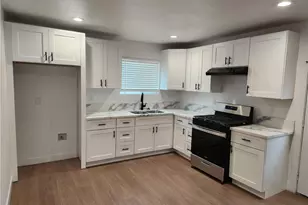 841 E H St, Colton, CA 92324 - Photo 5