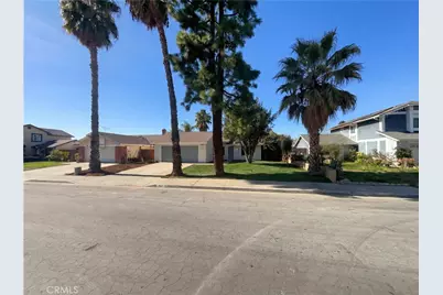 14907 Rembrandt, Moreno Valley, CA 92553 - Photo 9