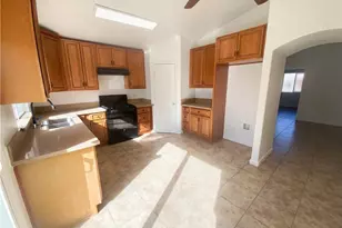 14433 Green River Rd, Victorville, CA 92394 - Photo 7