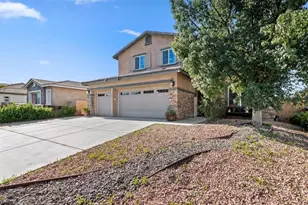 335 Pinnacle, Perris, CA 92570 - Photo 3