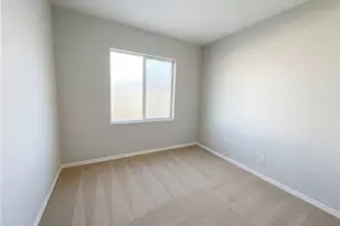 16818 Desert Willow St, Victorville, CA 92394 - Photo 11