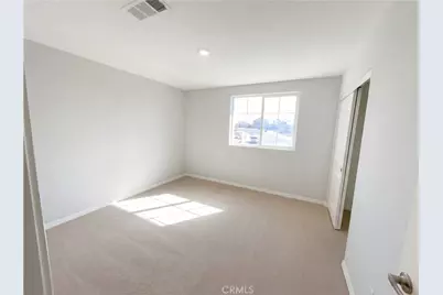 16818 Desert Willow Street, Victorville, CA 92394 - Photo 17