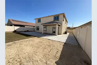 16818 Desert Willow Street, Victorville, CA 92394 - Photo 9