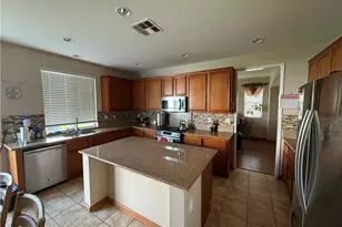 13302 Patricia Ln, Moreno Valley, CA 92553 - Photo 5