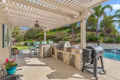 17909 Lapis, San Bernardino, CA 92407 - Photo 33