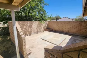 22330 Miramot Rd, Apple Valley, CA 92308 - Photo 3
