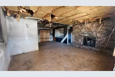 22330 Miramot Road, Apple Valley, CA 92308 - Photo 5
