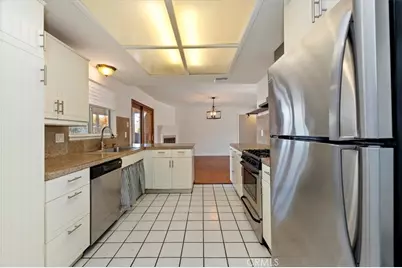 5865 Green Valley Street, Riverside, CA 92504 - Photo 17