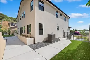 1013 N Staley Ln, Los Angeles, CA 90042 - Photo 11