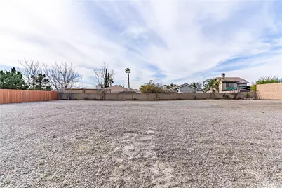 9784 Poplar Avenue, Fontana, CA 92335 - Photo 29