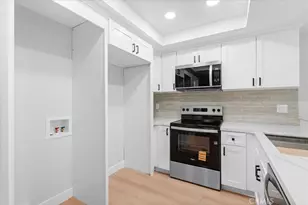 905 S Mountain, Ontario, CA 91762 - Photo 11