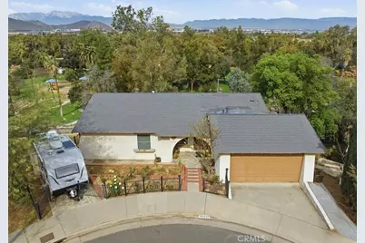 2715 Brockton, Riverside, CA 92501 - Photo 3