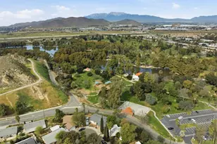 2715 Brockton, Riverside, CA 92501 - Photo 5