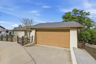2715 Brockton, Riverside, CA 92501 - Photo 13