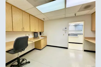 887 E 2nd, Pomona, CA 91766 - Photo 15