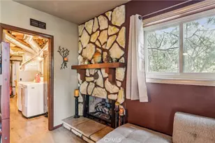 23959 Lakeview Dr, Crestline, CA 92325 - Photo 27