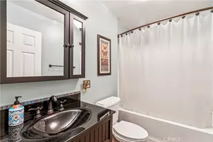 23959 Lakeview Dr, Crestline, CA 92325 - Photo 15