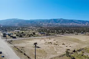 2770 White Fox, Phelan, CA 92371 - Photo 1