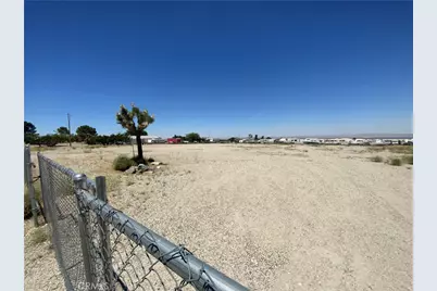 2770 White Fox, Phelan, CA 92371 - Photo 13