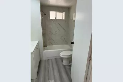 1895 W Devonshire #20, Hemet, CA 92545 - Photo 11