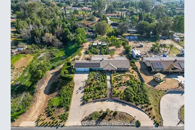 16750 Canyon View Drive, Riverside, CA 92504 - Photo 3