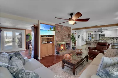 16750 Canyon View Drive, Riverside, CA 92504 - Photo 7