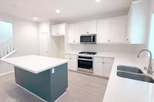 11736 Fresh Meadow Pl, Victorville, CA 92392 - Photo 9