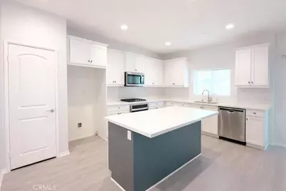 11736 Fresh Meadow Place, Victorville, CA 92392 - Photo 7