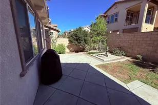 7170 Melody Dr, Fontana, CA 92336 - Photo 21