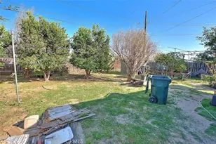 8651 Encinitas, Fontana, CA 92335 - Photo 29