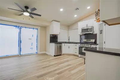 19228 Live Oak, Hesperia, CA 92345 - Photo 11