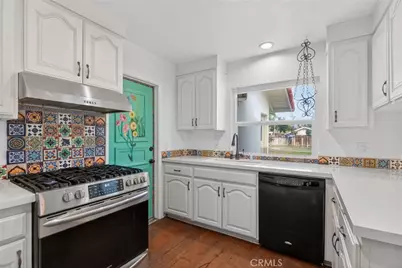 6180 Shaker, Riverside, CA 92506 - Photo 9