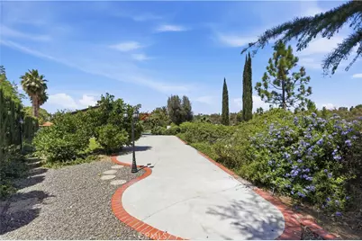 700 Via Concepcion, Riverside, CA 92506 - Photo 5