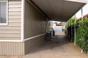 250 N Linden Ave, Rialto, CA 92376 - Photo 9