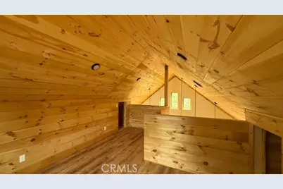 33149 Holcomb Creek Drive, Green Valley Lake, CA 92341 - Photo 11