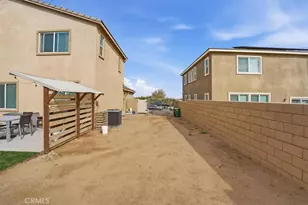 14219 Fir, Oak Hills, CA 92344 - Photo 29