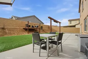 14219 Fir, Oak Hills, CA 92344 - Photo 21