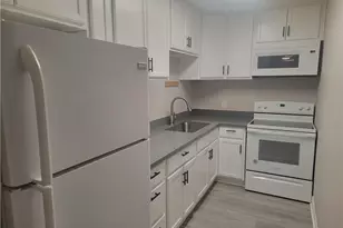 470 N Villa Ct, Palm Springs, CA 92262 - Photo 5