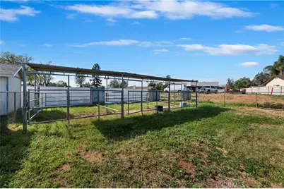 8310 Santiago, Jurupa, CA 92509 - Photo 43